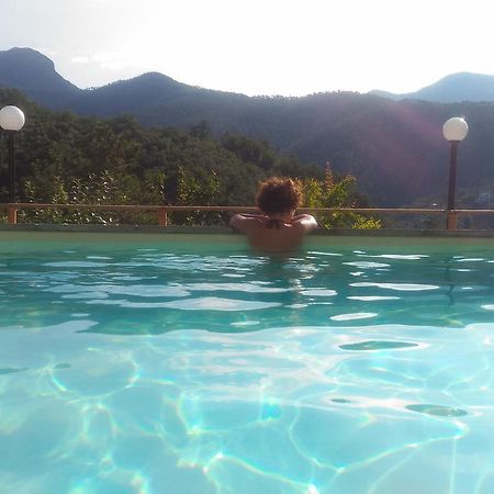 Nonno Paco Vacanze Resort Casarza Ligure Exterior foto